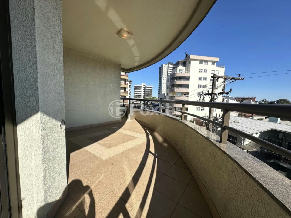 Apartamento à venda com 3 quartos, 146m² - Foto 3