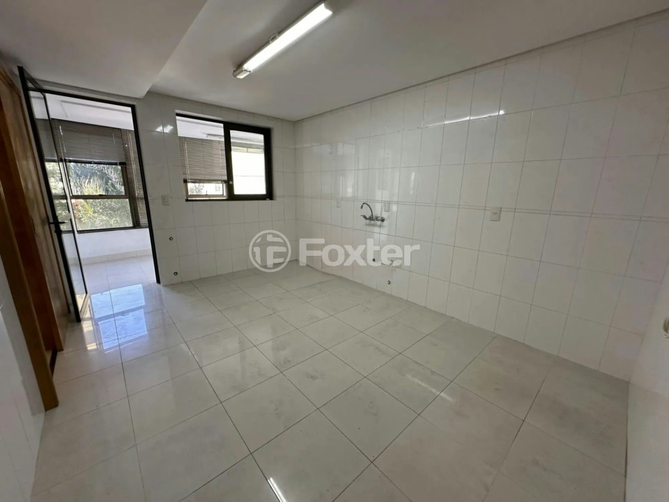 Apartamento à venda com 3 quartos, 146m² - Foto 8