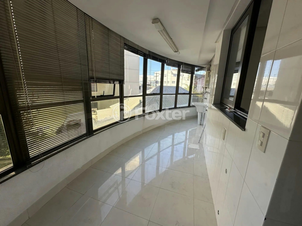 Apartamento à venda com 3 quartos, 146m² - Foto 7