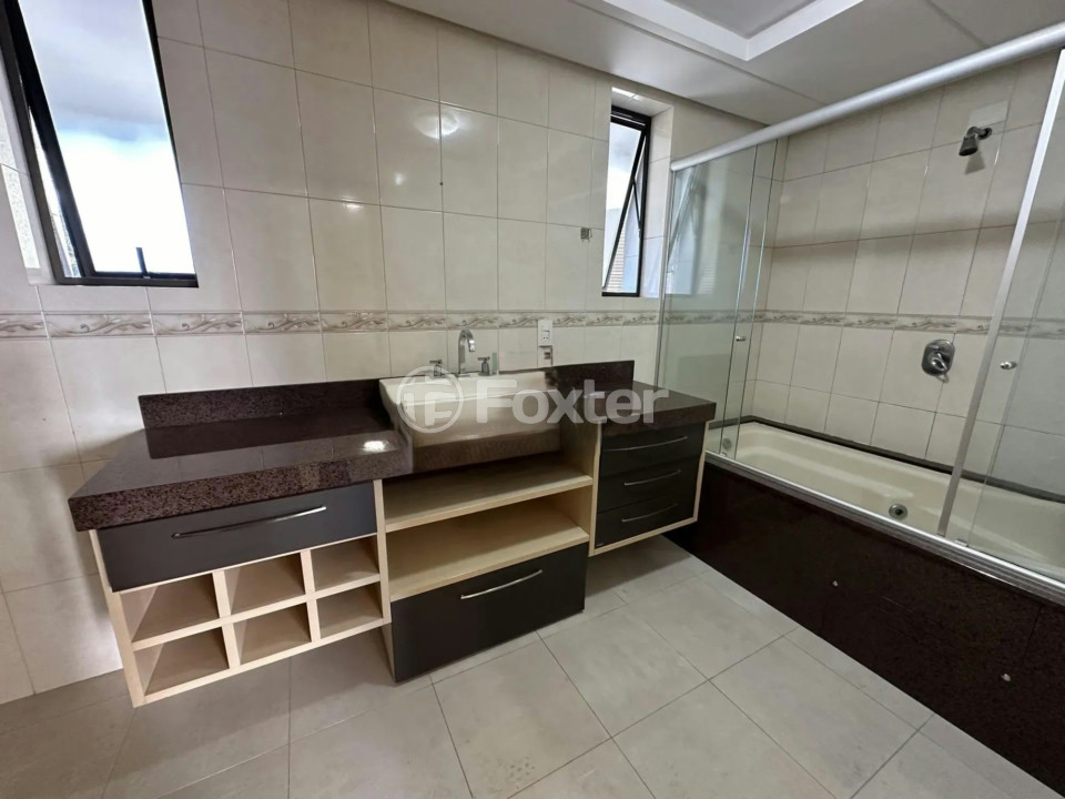 Apartamento à venda com 3 quartos, 146m² - Foto 13