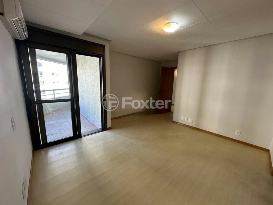 Apartamento à venda com 3 quartos, 146m² - Foto 11