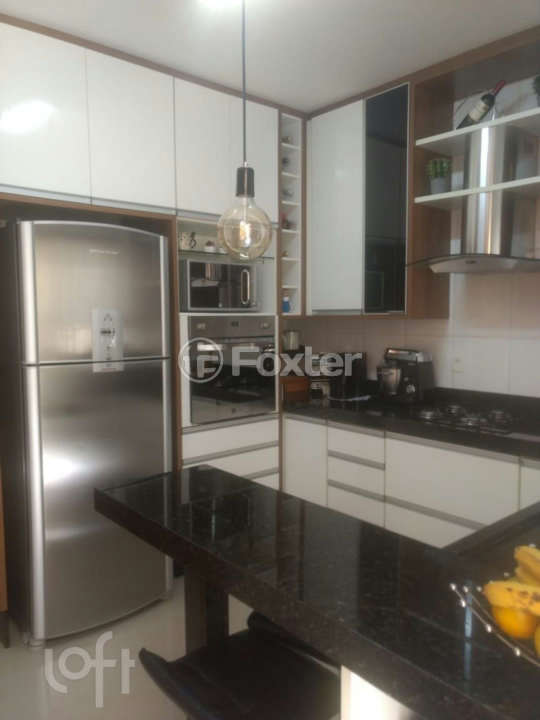 Casa à venda com 4 quartos, 180m² - Foto 11