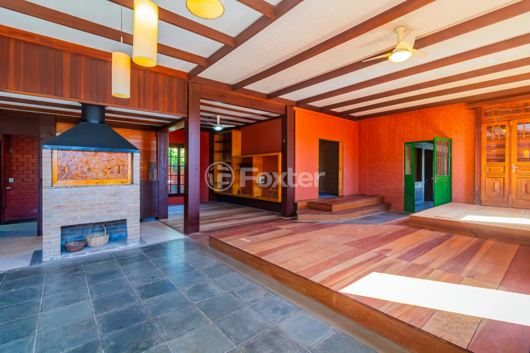Casa à venda com 3 quartos, 293m² - Foto 9