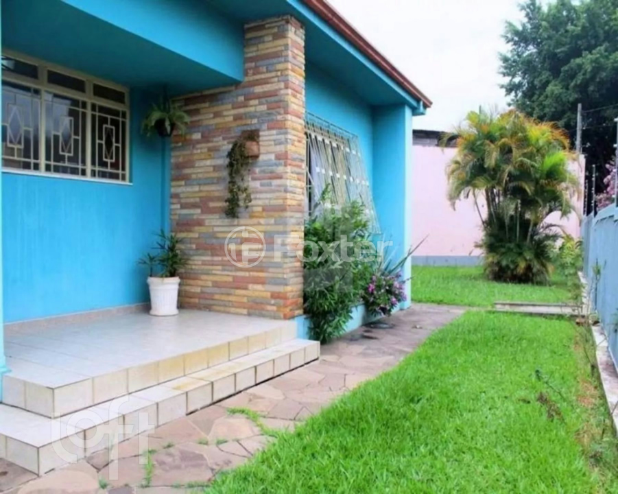Casa à venda com 3 quartos, 185m² - Foto 1