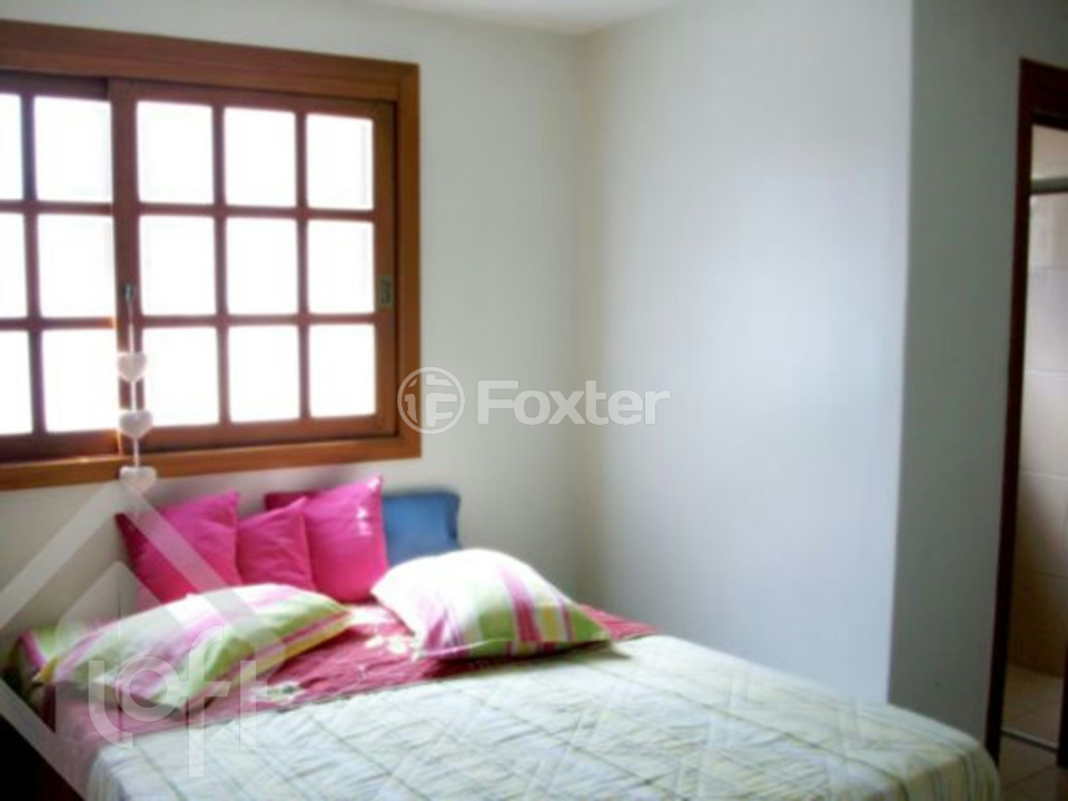 Casa à venda com 3 quartos, 210m² - Foto 15