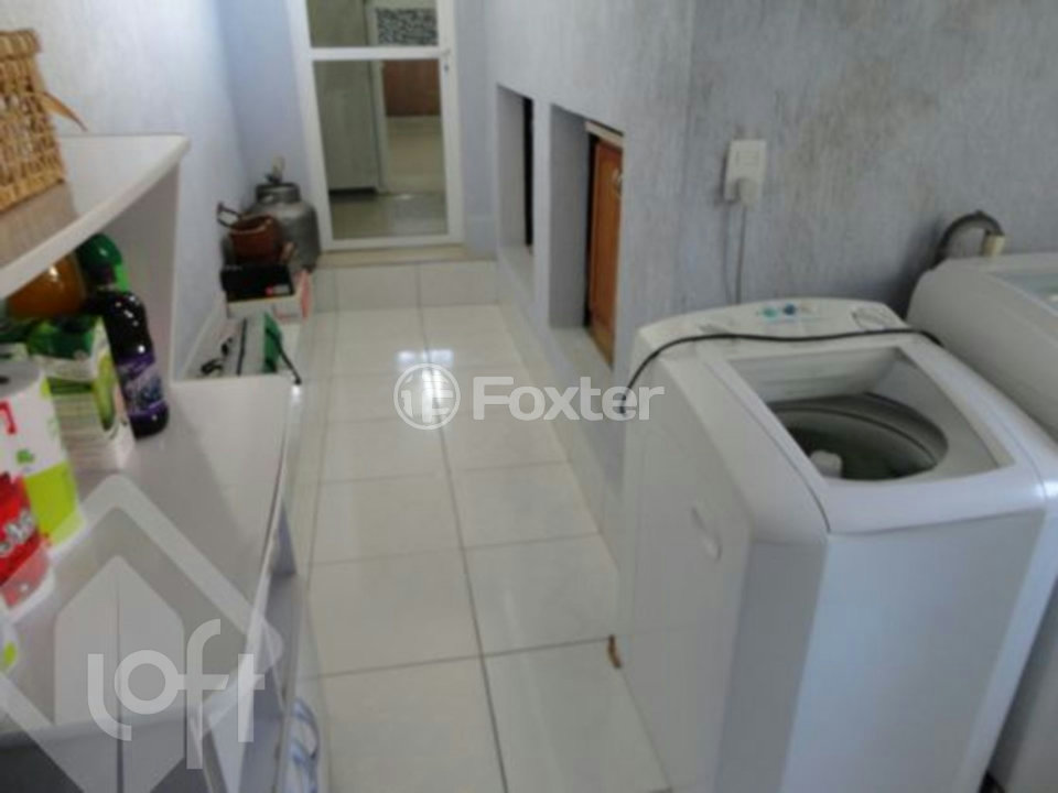 Casa à venda com 3 quartos, 210m² - Foto 18