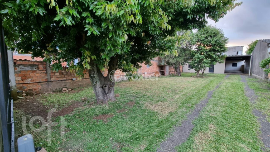 Casa à venda com 2 quartos, 108m² - Foto 1