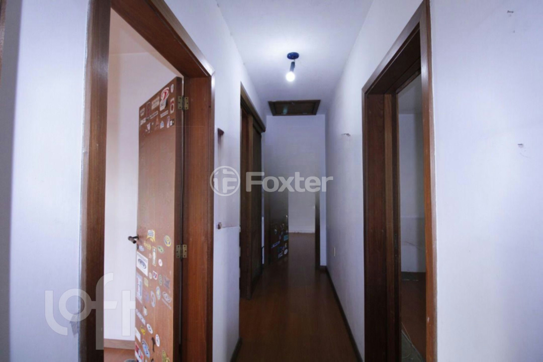 Casa à venda com 3 quartos, 246m² - Foto 27