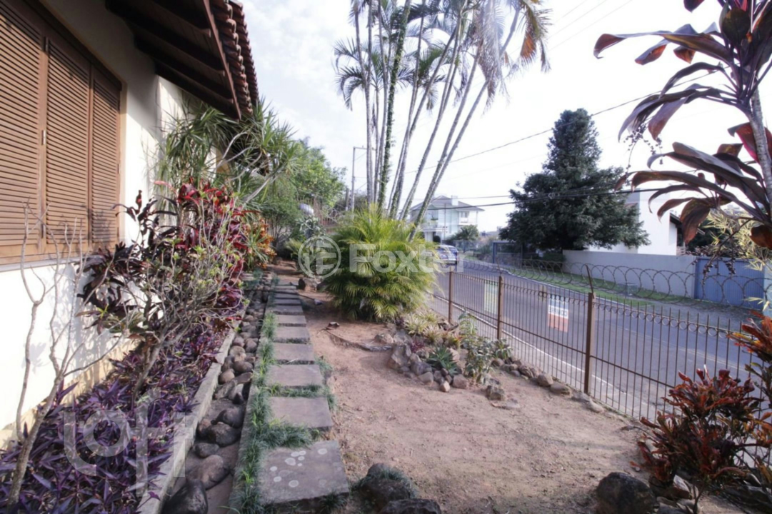 Casa à venda com 3 quartos, 246m² - Foto 41