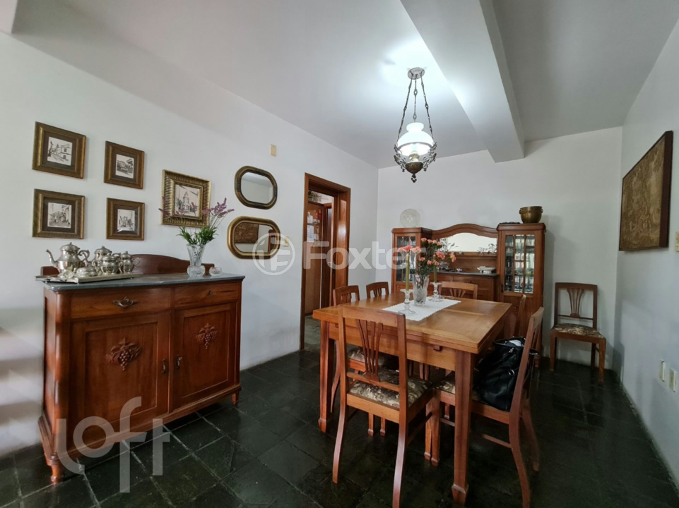 Casa à venda com 3 quartos, 246m² - Foto 5