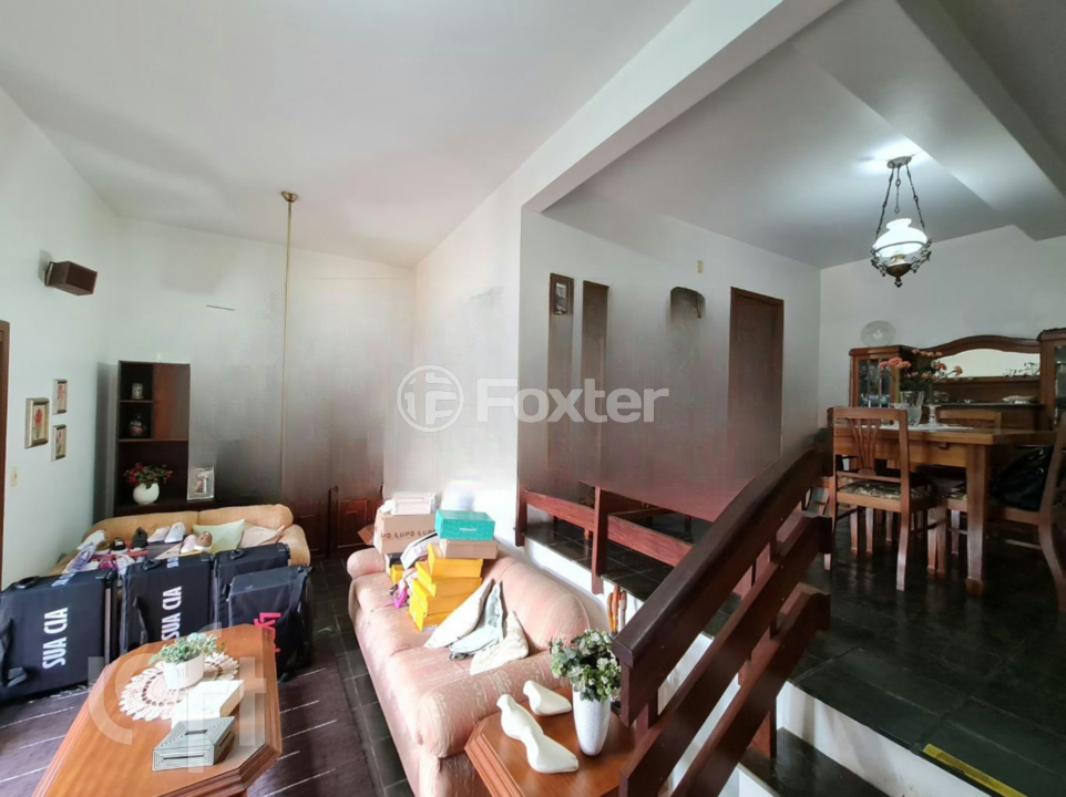 Casa à venda com 3 quartos, 246m² - Foto 9