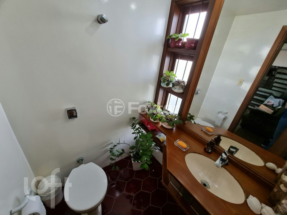 Casa à venda com 3 quartos, 246m² - Foto 22