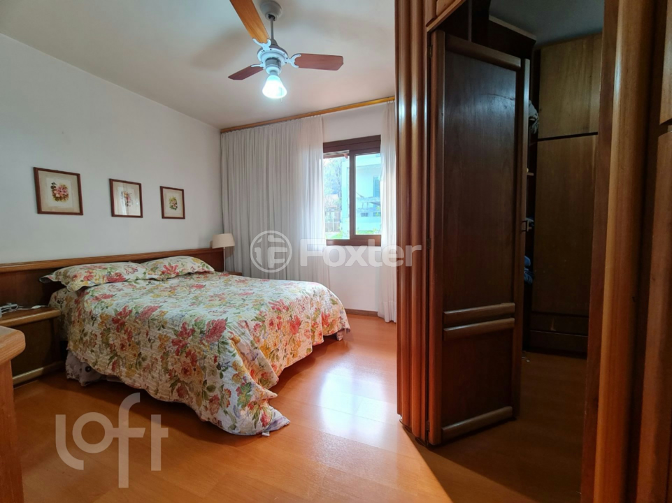 Casa à venda com 3 quartos, 246m² - Foto 15