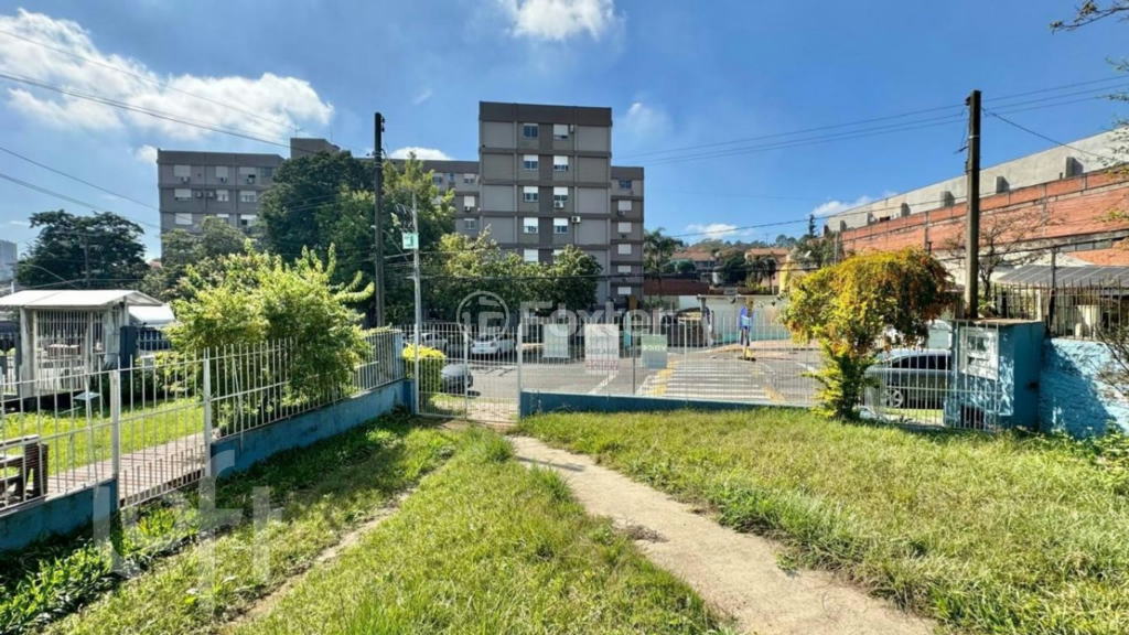 Casa à venda com 3 quartos, 143m² - Foto 3