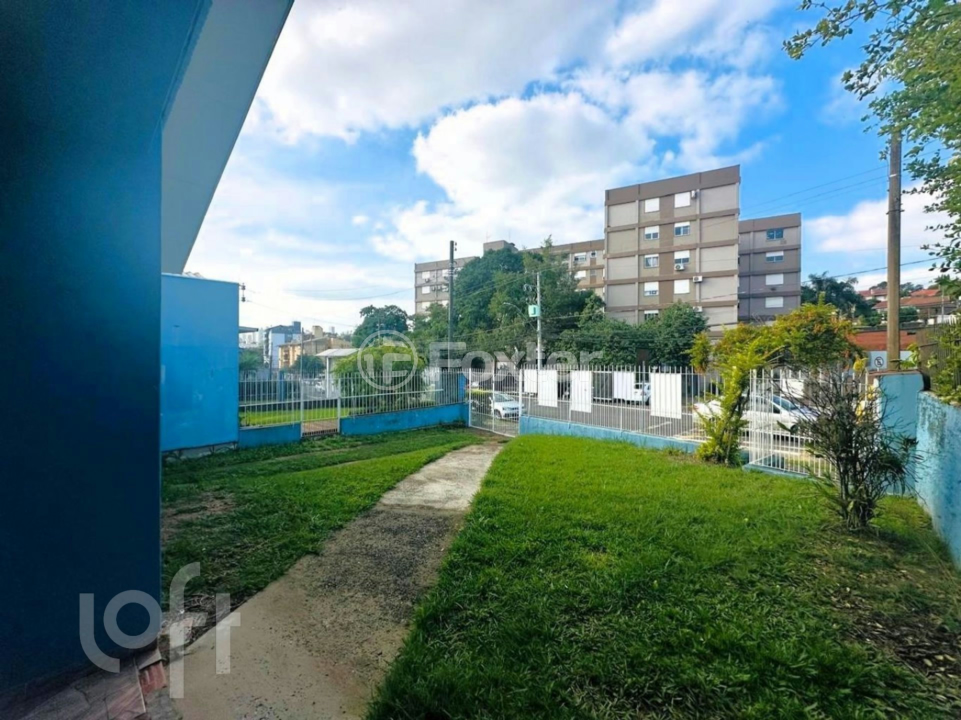 Casa à venda com 3 quartos, 143m² - Foto 4