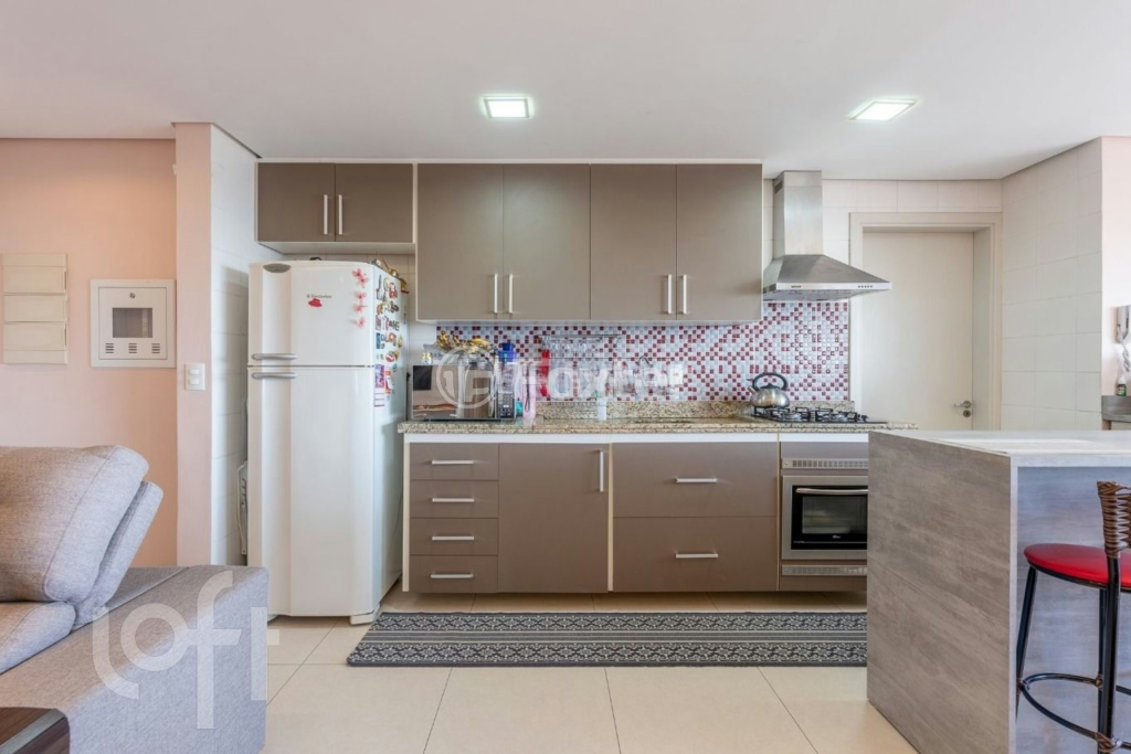 Apartamento à venda com 3 quartos, 94m² - Foto 9