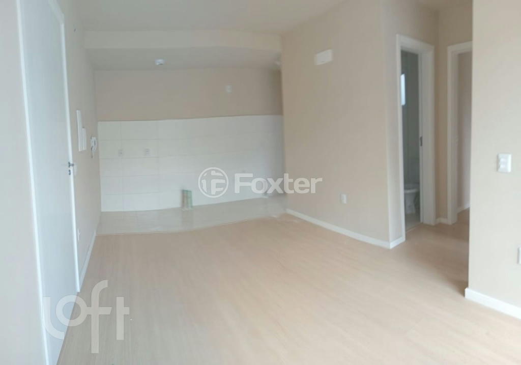 Apartamento à venda com 2 quartos, 82m² - Foto 2