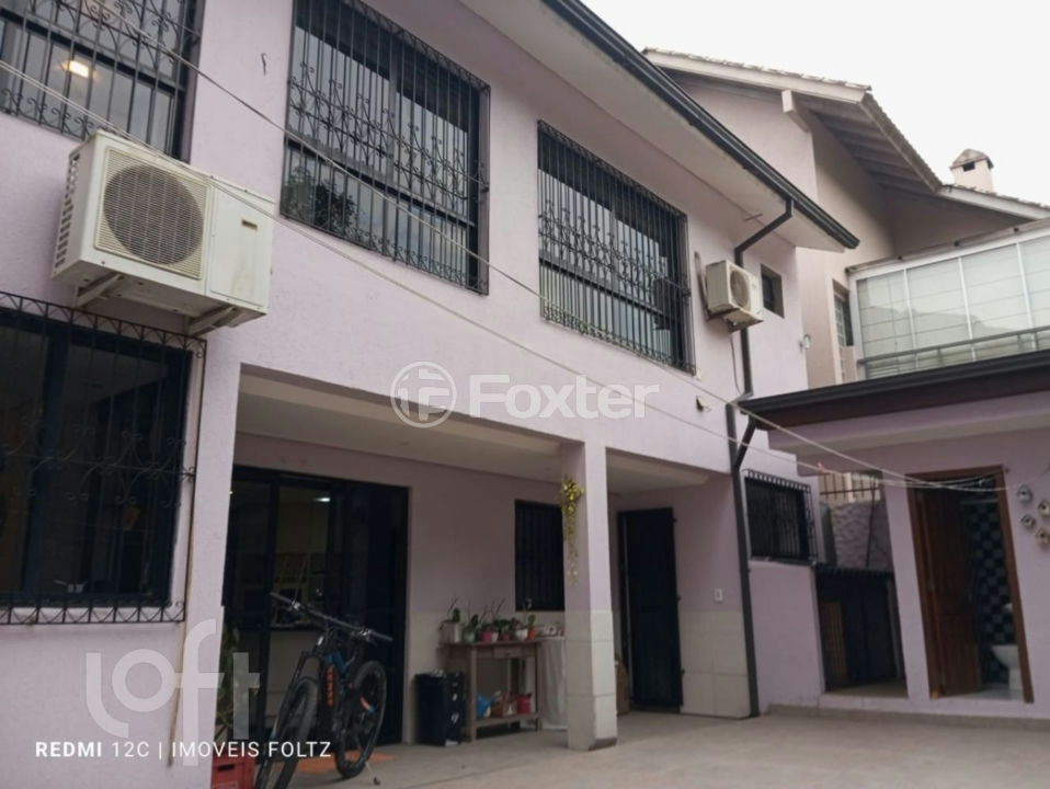 Casa à venda com 3 quartos, 390m² - Foto 4