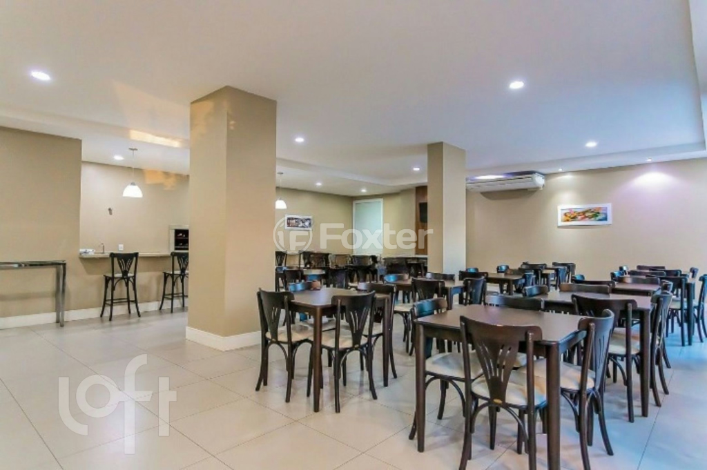 Apartamento à venda com 2 quartos, 69m² - Foto 41