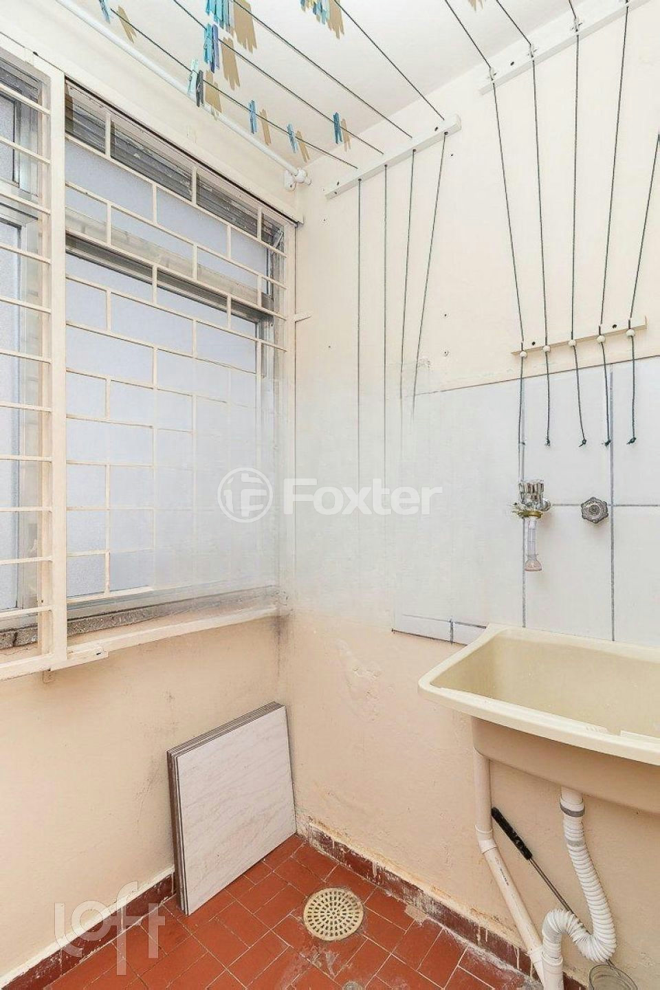 Apartamento à venda com 2 quartos, 64m² - Foto 9