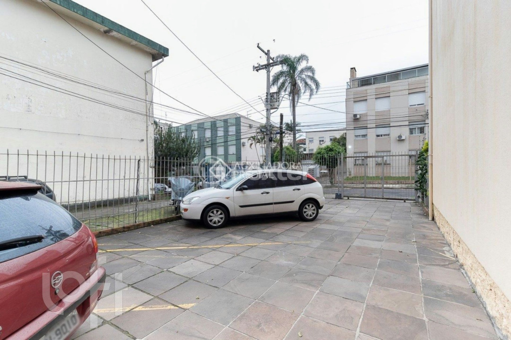 Apartamento à venda com 2 quartos, 64m² - Foto 4