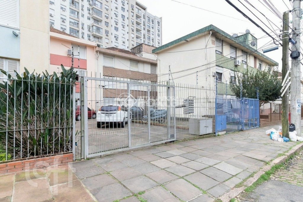 Apartamento à venda com 2 quartos, 64m² - Foto 19