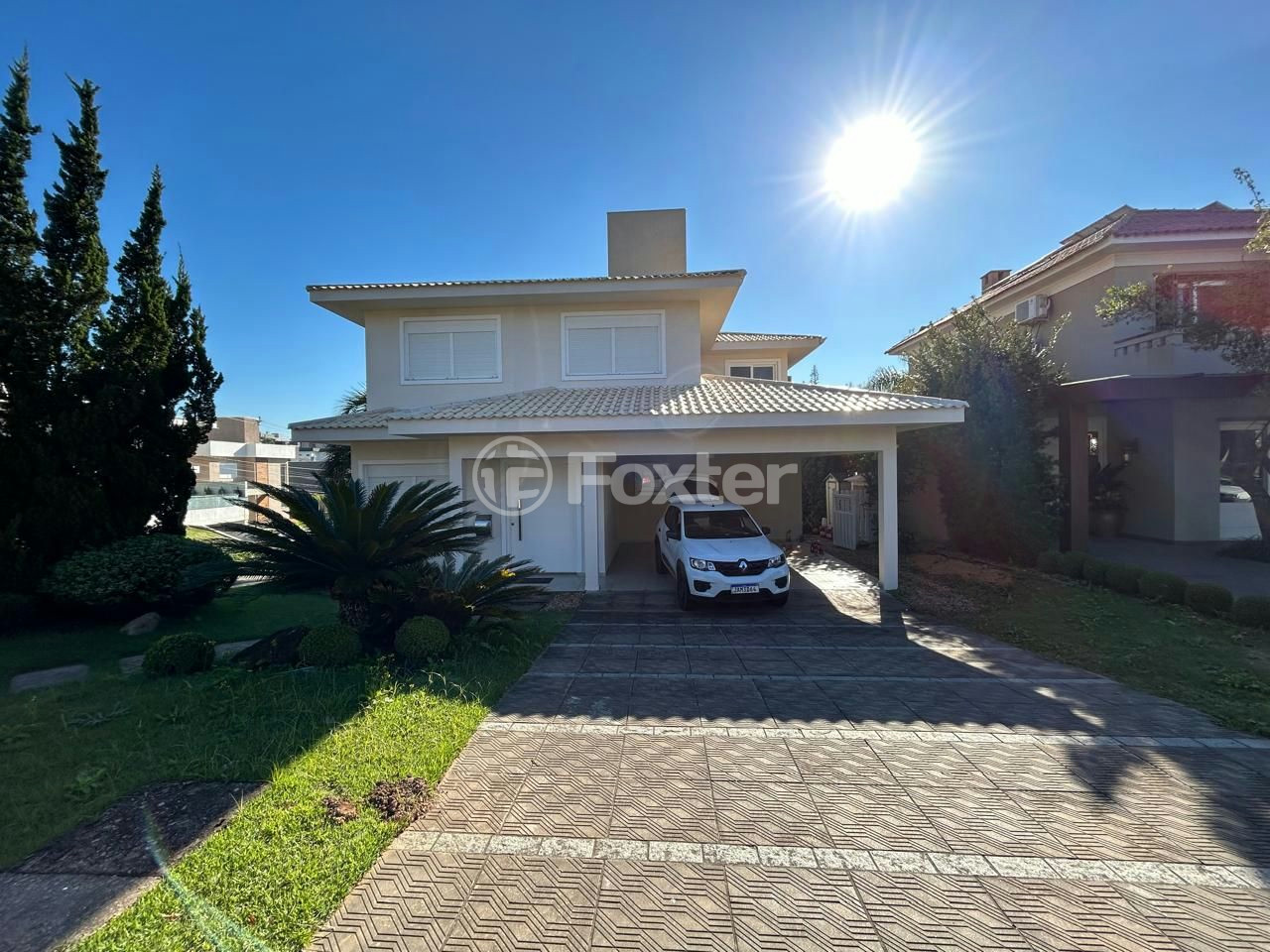Casa de Condomínio à venda com 3 quartos, 459m² - Foto 1