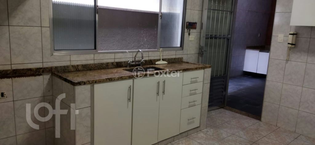 Casa à venda com 2 quartos, 100m² - Foto 2