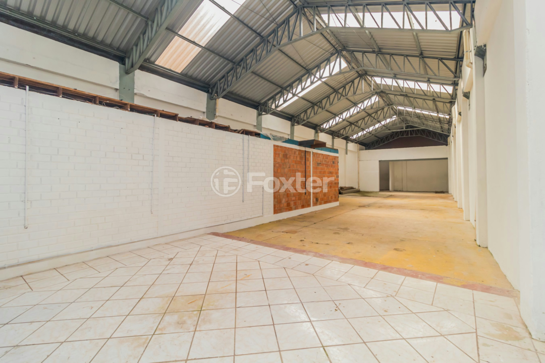 Depósito-Galpão-Armazém à venda, 242m² - Foto 3