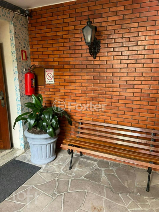 Apartamento à venda com 2 quartos, 56m² - Foto 2