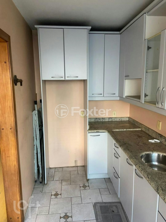 Apartamento à venda com 2 quartos, 56m² - Foto 12