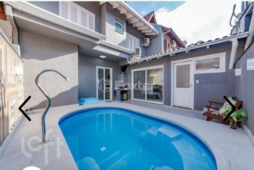 Casa de Condomínio à venda com 3 quartos, 350m² - Foto 1
