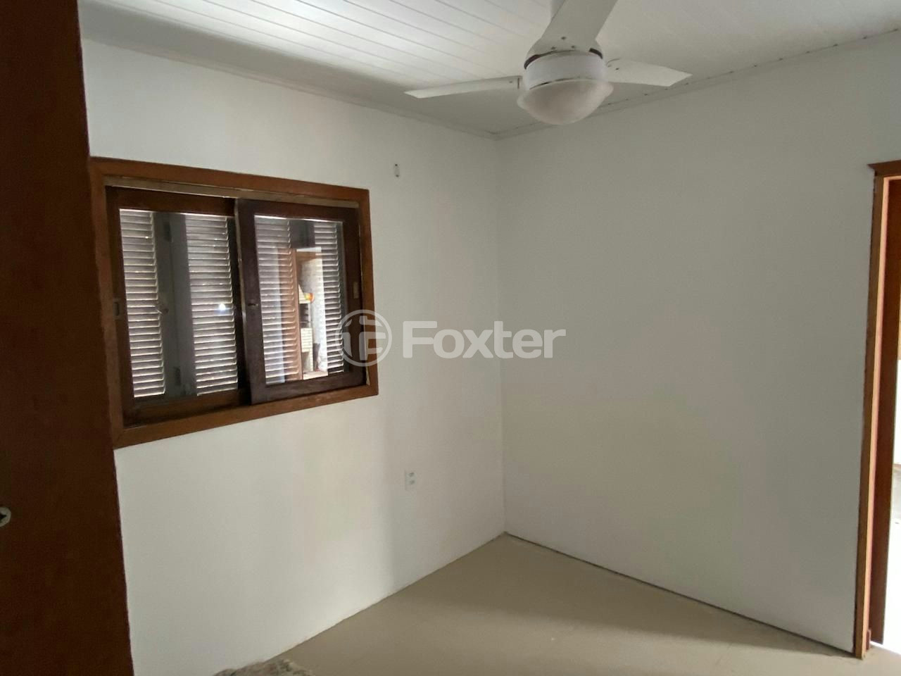 Casa à venda com 2 quartos, 160m² - Foto 2