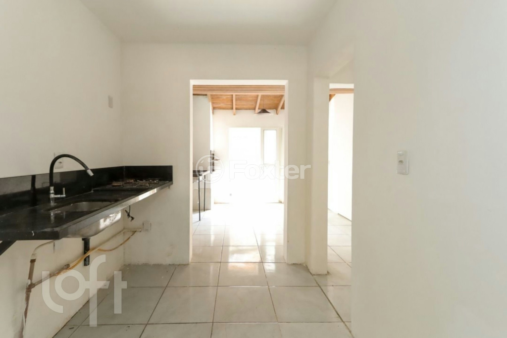 Casa à venda com 2 quartos, 106m² - Foto 4