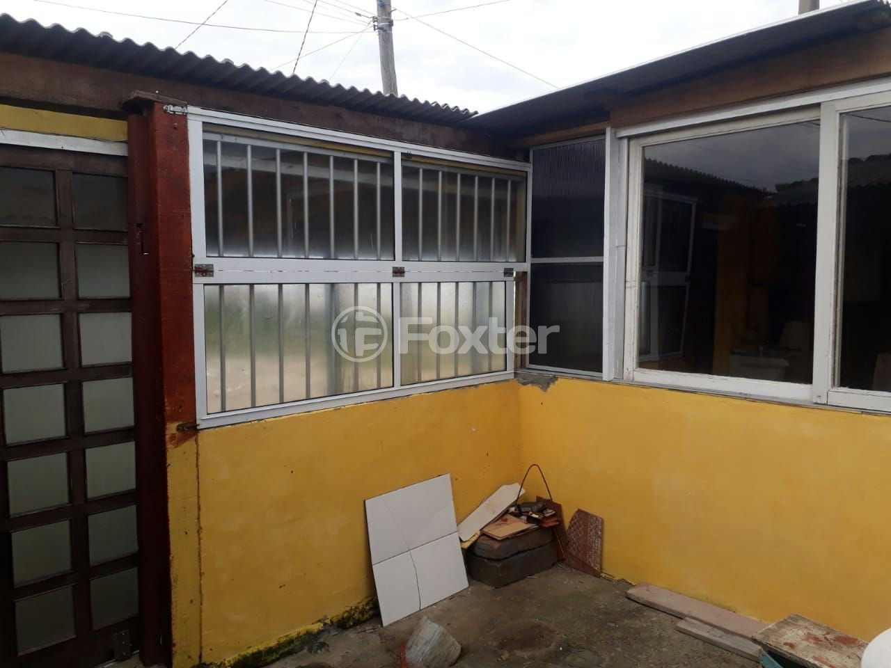 Casa à venda com 2 quartos, 60m² - Foto 3