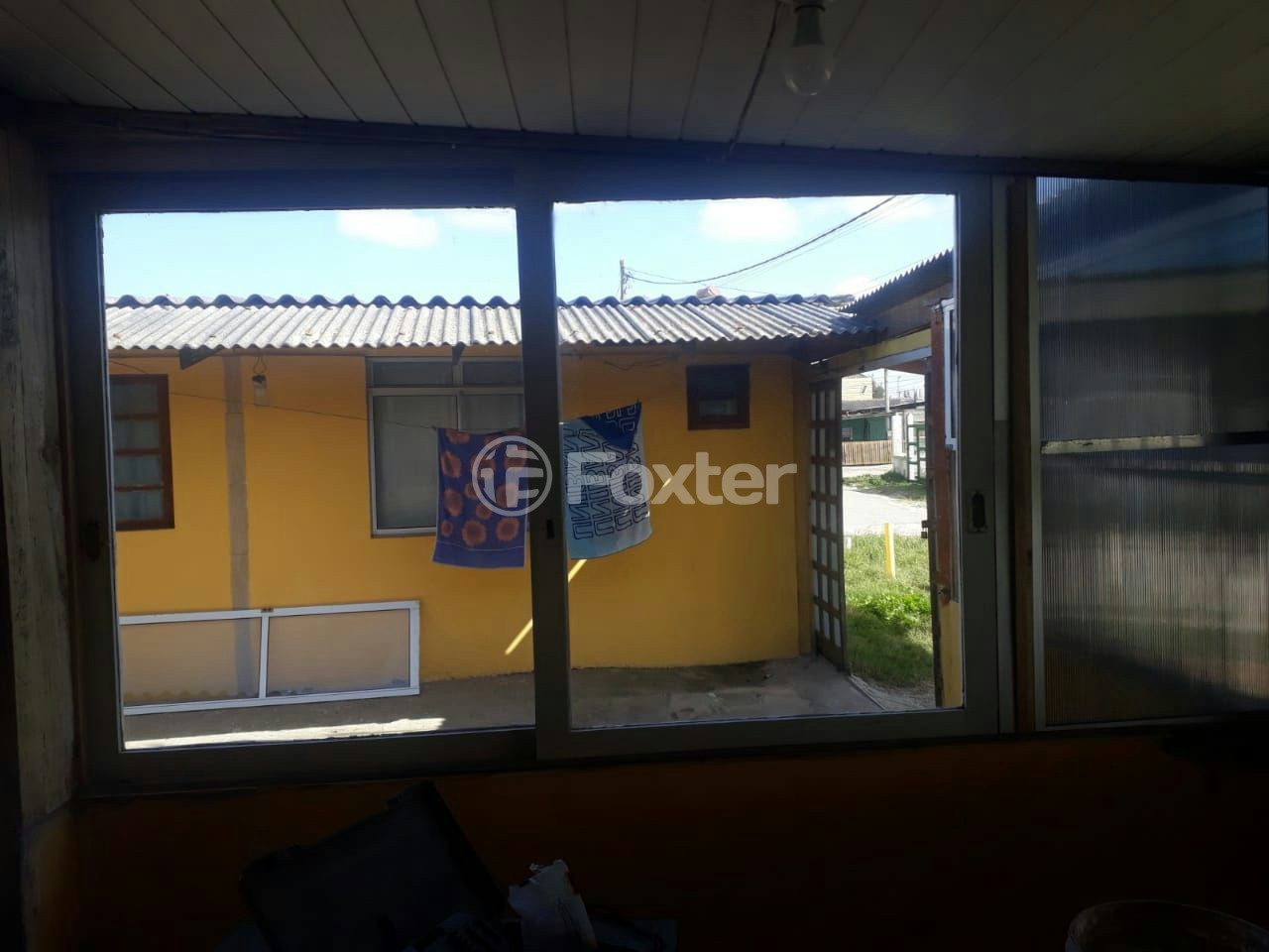 Casa à venda com 2 quartos, 60m² - Foto 5