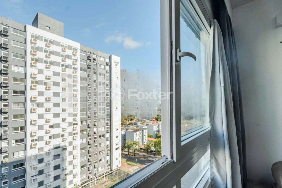 Apartamento à venda com 3 quartos, 81m² - Foto 4
