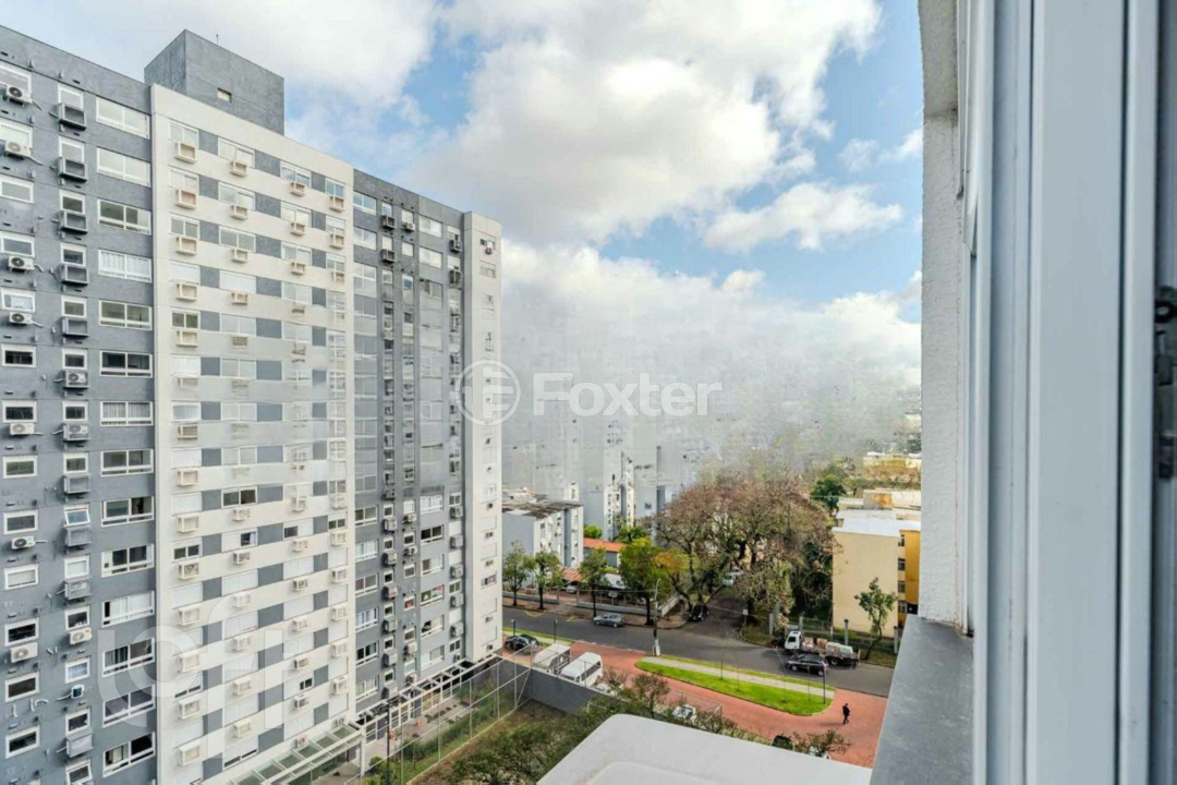 Apartamento à venda com 3 quartos, 81m² - Foto 32