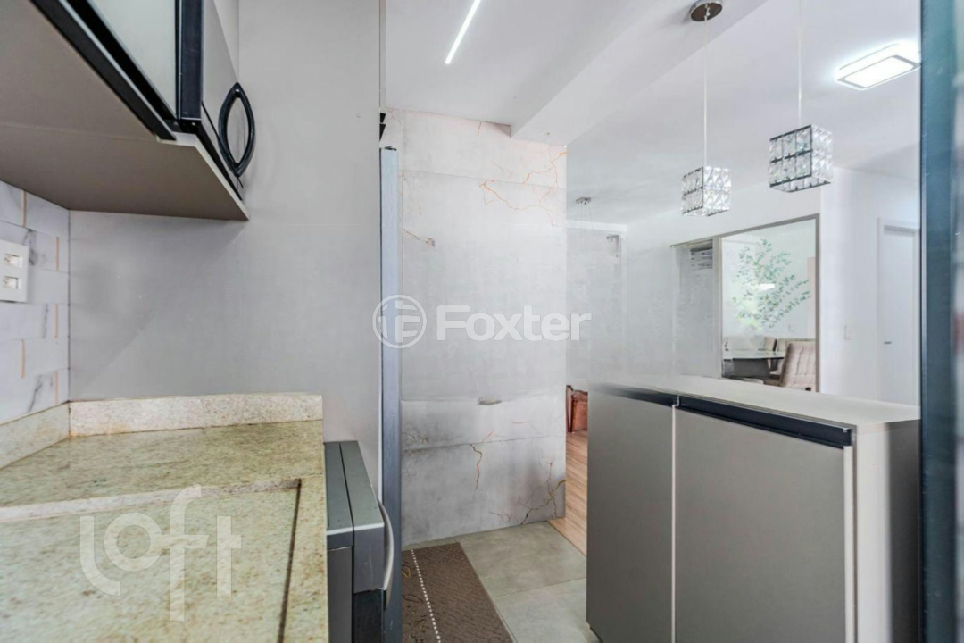 Apartamento à venda com 3 quartos, 81m² - Foto 15
