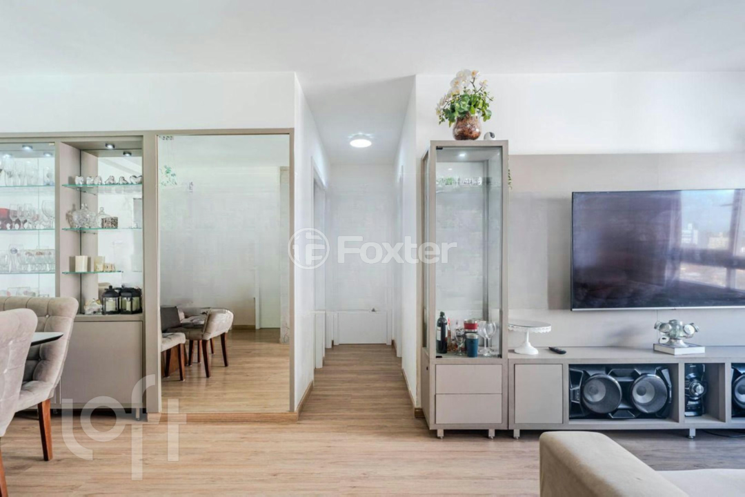 Apartamento à venda com 3 quartos, 81m² - Foto 18