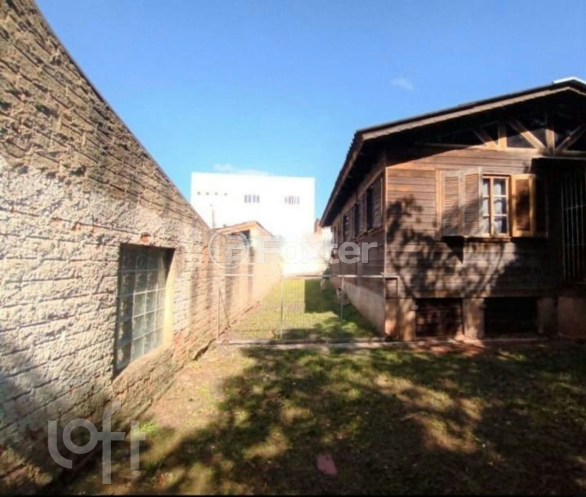 Casa à venda com 2 quartos, 62m² - Foto 3