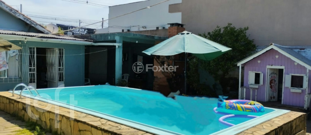 Casa à venda com 3 quartos, 119m² - Foto 1