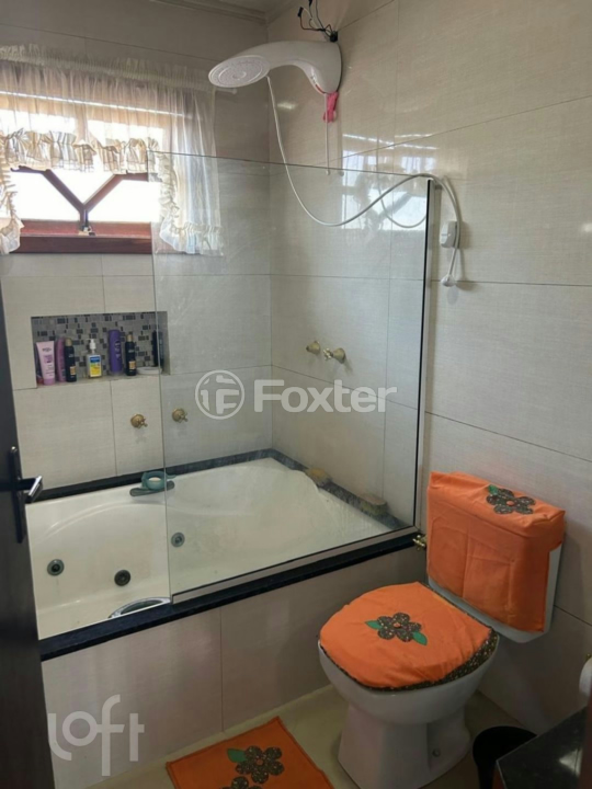 Casa à venda com 3 quartos, 200m² - Foto 4
