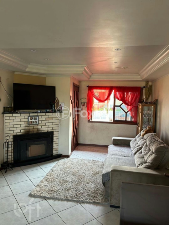 Casa à venda com 3 quartos, 200m² - Foto 2