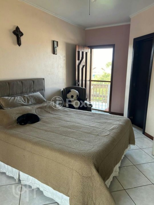 Casa à venda com 3 quartos, 200m² - Foto 3