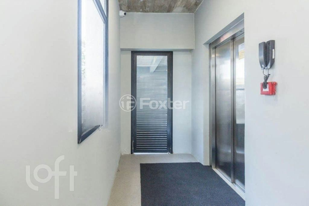 Apartamento à venda com 2 quartos, 44m² - Foto 25