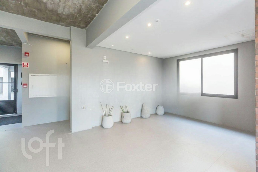 Apartamento à venda com 2 quartos, 44m² - Foto 24