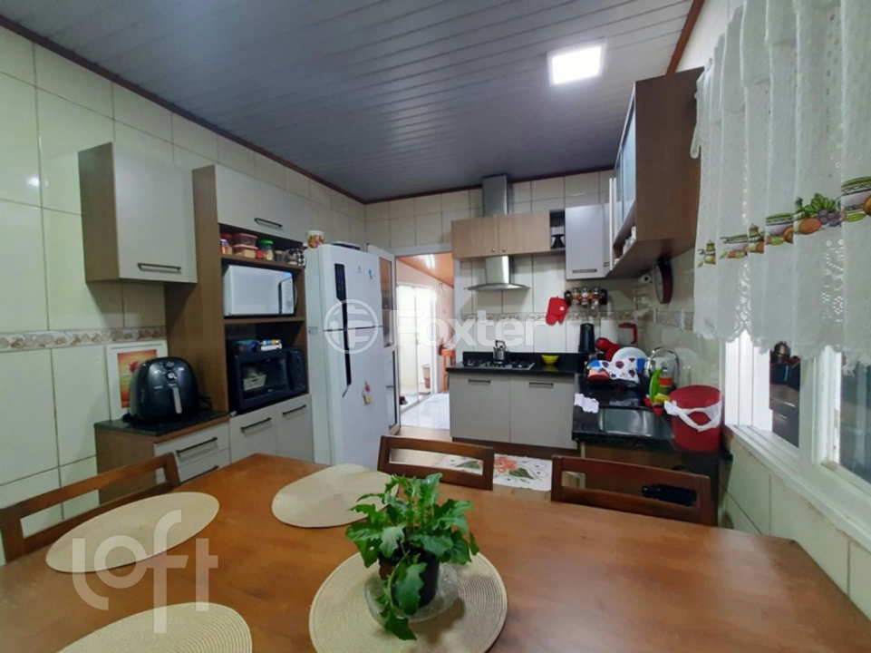 Casa à venda com 3 quartos, 150m² - Foto 3