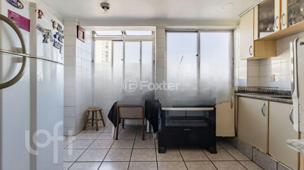 Apartamento à venda com 3 quartos, 86m² - Foto 18