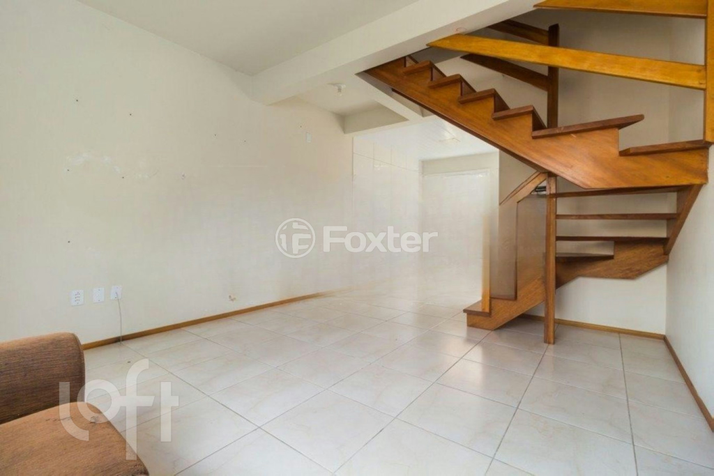 Casa à venda com 2 quartos, 82m² - Foto 1